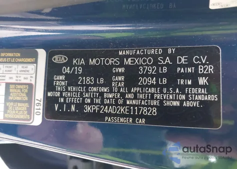 2019 Kia Forte Lxs z USA, uszkodzony, nr VIN 3KPF24AD2KE117828